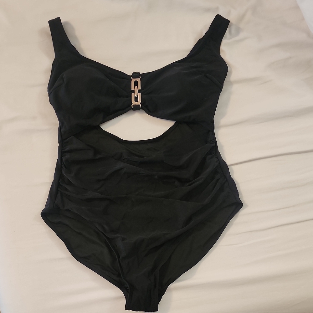 Black Slimming Swimsuit